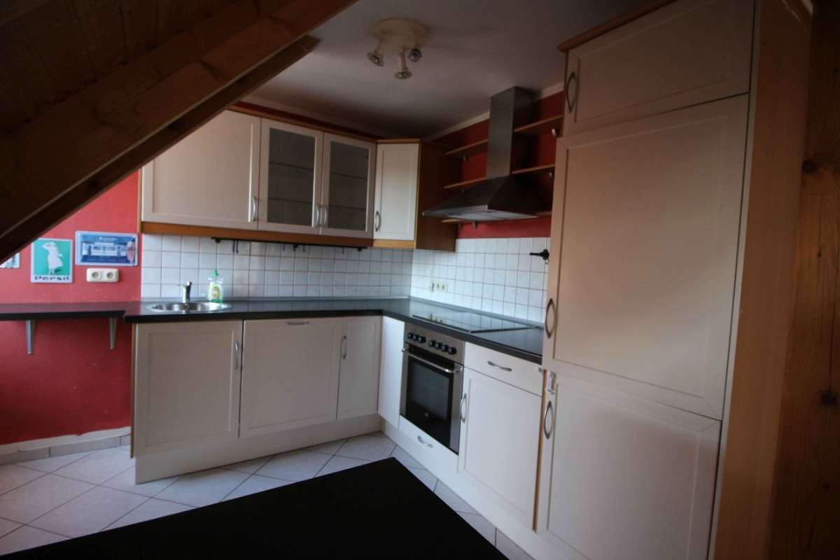 Möbliertes Zimmer in 2er Wohngemeinschaft