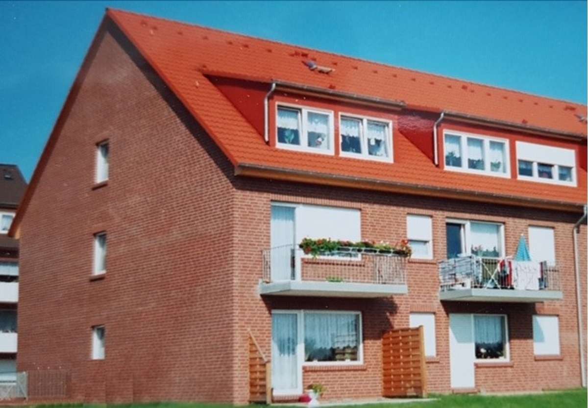 Schöne helle 4. Zi. DG-Wohnung in der Zeppelinstr. 5 in Neustadt-Glewe zu vermieten.