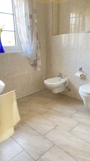 Knuffiger Bungalow Nähe Schwerin mit Pferdewiese