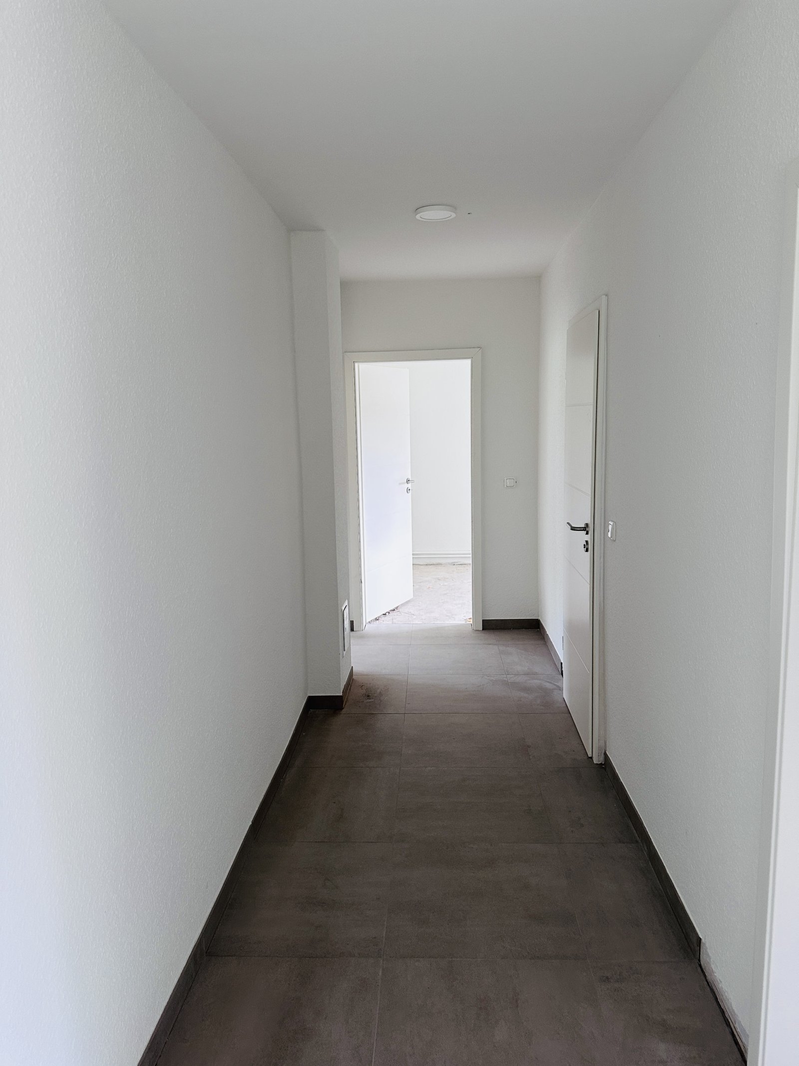 Renovierte Doppelhaushälfte mit Garten