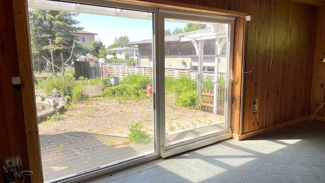 Wohnzimmer mit Blick in den Garten Wohnzimmer mit Blick in den Garten