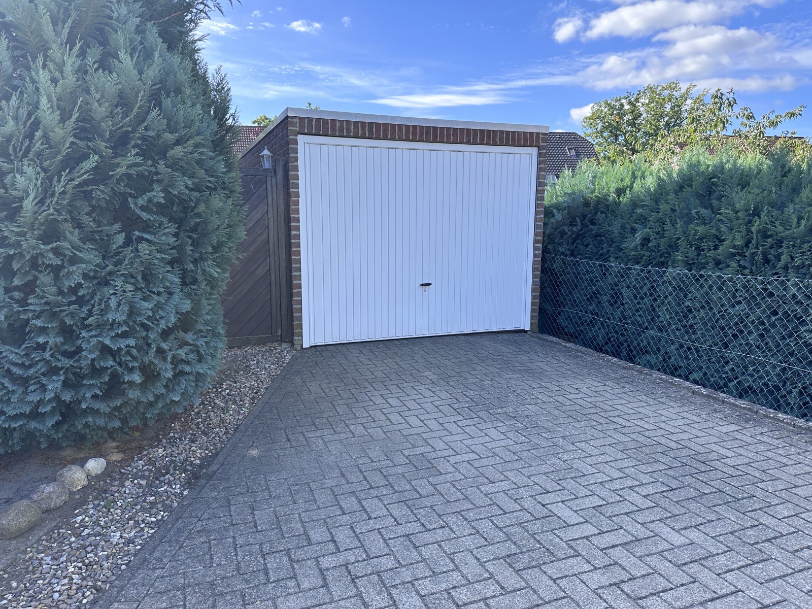 Garage Garage