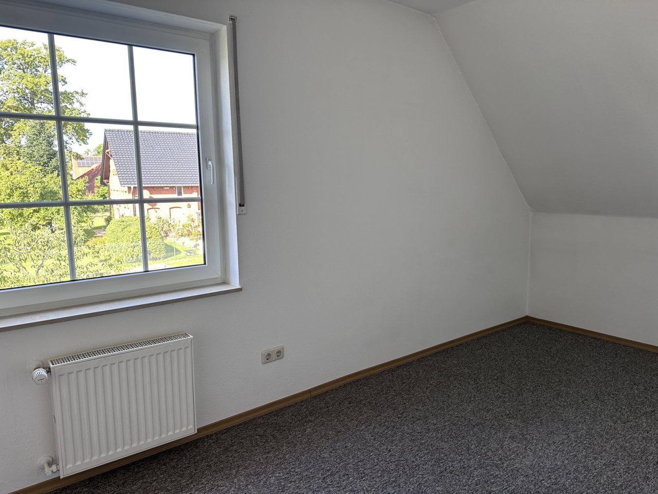 DG Schlafzimmer DG Schlafzimmer